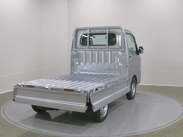 ハイゼットトラックスタンダード　４ＷＤ　ＣＶＴスマートアシスト・切り替え式４ＷＤ（ＣＶＴ車）・荷台フロア長２，０３０ｍｍ・荷台幅１，４１０ｍｍ・防錆鋼鈑・ハロゲンヘッドランプ・マニュアルエアコン（山梨県）の中古車