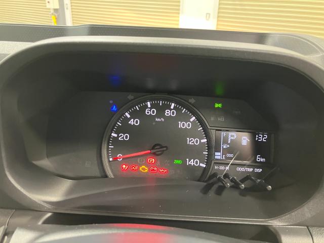 ハイゼットトラックスタンダード AM/FMラジオデッキ CVTスマートアシスト・切り替え式4WD(CVT車)・荷台フロア長2,030mm・荷台幅1,410mm・防錆鋼鈑・ハロゲンヘッドランプ・マニュアルエアコン(山梨県)の中古車