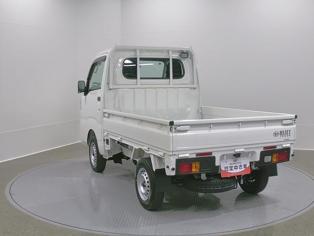 ハイゼットトラックスタンダード 農用スペシャル 4WD CVTスマートアシスト・コーナーセンサー・切り替え式4WD(CVT車)・スーパーデフロック・ハロゲンヘッドランプ・マニュアルエアコン・リア4枚リーフスプリング(山梨県)の中古車