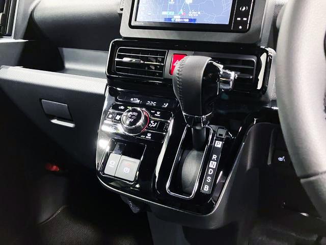 タントカスタムRS 4WD 純正ナビ パノラマモニタースマートアシスト・LEDヘッドライト・15インチアルミホイール・両側パワースライドドア・USBソケット・運転席助手席シートヒーター・レザー調Xフルファブリックシート・本革巻ステアリングホイール(山梨県)の中古車