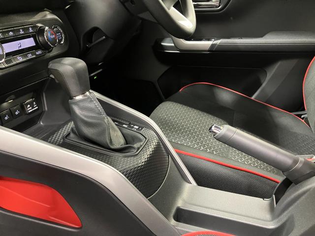 ロッキーＸ　４ＷＤ　タバコ臭　整備付き　１年保証スマートアシスト・コーナーセンサー・１６インチアルミ・ＬＥＤヘッドランプ（自動消灯システム）・オートエアコン・プッシュエンジンスタート・車速感応式オートパワードアロック（山梨県）の中古車