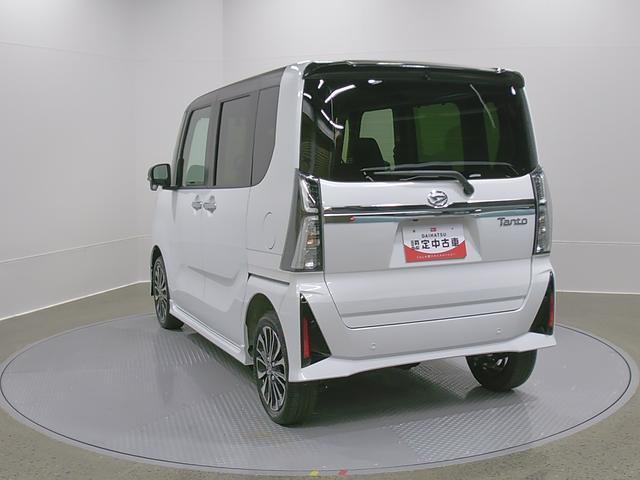 タントカスタムＲＳリミテッド　４ＷＤ　純正ナビ　パノラマモニタースマートアシスト・ＬＥＤヘッドライト・１５インチアルミホイール・両側パワースライドドア・ＵＳＢソケット・運転席助手席シートヒーター・レザー調Ｘフルファブリックシート・本革巻ステアリングホイール（山梨県）の中古車