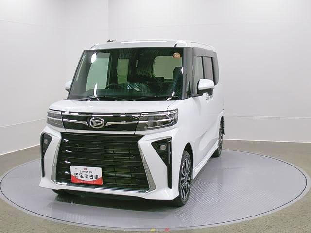 タントカスタムＲＳリミテッド　４ＷＤ　純正ナビ　パノラマモニタースマートアシスト・ＬＥＤヘッドライト・１５インチアルミホイール・両側パワースライドドア・ＵＳＢソケット・運転席助手席シートヒーター・レザー調Ｘフルファブリックシート・本革巻ステアリングホイール（山梨県）の中古車