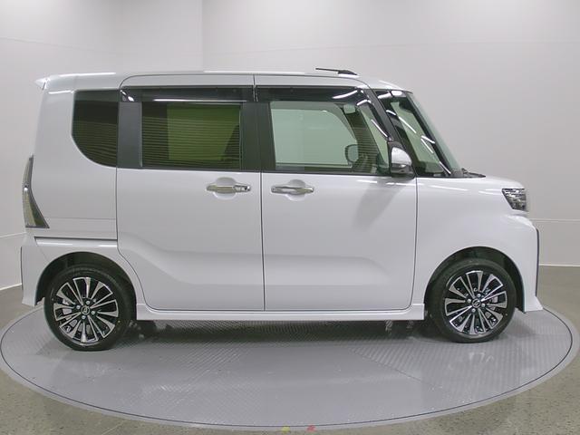 タントカスタムＲＳリミテッド　４ＷＤ　純正ナビ　パノラマモニタースマートアシスト・ＬＥＤヘッドライト・１５インチアルミホイール・両側パワースライドドア・ＵＳＢソケット・運転席助手席シートヒーター・レザー調Ｘフルファブリックシート・本革巻ステアリングホイール（山梨県）の中古車