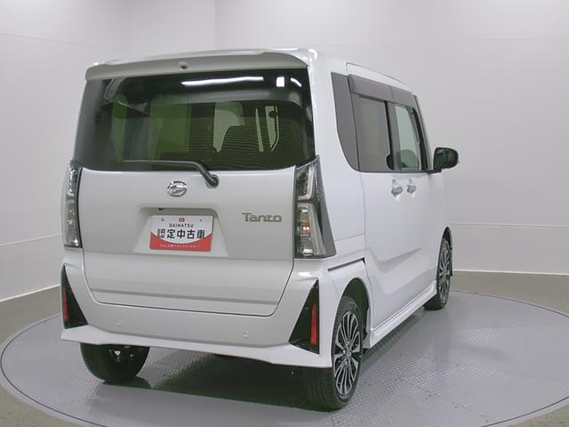 タントカスタムＲＳリミテッド　４ＷＤ　純正ナビ　パノラマモニタースマートアシスト・ＬＥＤヘッドライト・１５インチアルミホイール・両側パワースライドドア・ＵＳＢソケット・運転席助手席シートヒーター・レザー調Ｘフルファブリックシート・本革巻ステアリングホイール（山梨県）の中古車