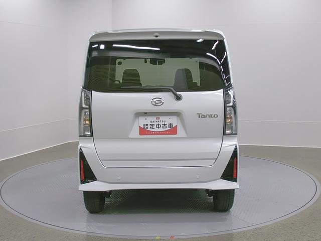 タントカスタムＲＳリミテッド　４ＷＤ　純正ナビ　パノラマモニタースマートアシスト・ＬＥＤヘッドライト・１５インチアルミホイール・両側パワースライドドア・ＵＳＢソケット・運転席助手席シートヒーター・レザー調Ｘフルファブリックシート・本革巻ステアリングホイール（山梨県）の中古車
