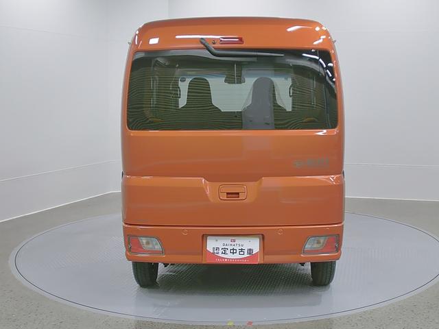ハイゼットカーゴデラックス 4WD CVTスマートアシスト・コーナーセンサー・3モード電子制御4WD(CVT車)・荷室長1,915mm・荷室幅1,410mm・荷室高1,250mm・ハロゲンヘッドランプ・マニュアルエアコン(山梨県)の中古車