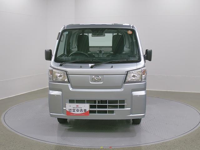 ハイゼットトラックスタンダード 4WD CVTスマートアシスト・切り替え式4WD(CVT車)・荷台フロア長2,030mm・荷台幅1,410mm・防錆鋼鈑・ハロゲンヘッドランプ・マニュアルエアコン(山梨県)の中古車