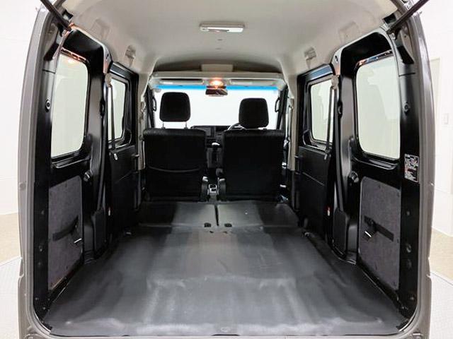 ハイゼットカーゴクルーズ　４ＷＤ　純正ナビスマートアシスト・コーナーセンサー・３モード電子制御４ＷＤ（ＣＶＴ車）・荷室長１，９１５ｍｍ・荷室幅１，４１０ｍｍ・荷室高１，２５０ｍｍ・ハロゲンヘッドランプ・マニュアルエアコン（山梨県）の中古車