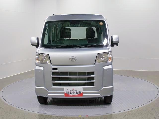 ハイゼットカーゴクルーズ 4WD CVTスマートアシスト・コーナーセンサー・3モード電子制御4WD(CVT車)・荷室長1,915mm・荷室幅1,410mm・荷室高1,250mm・ハロゲンヘッドランプ・マニュアルエアコン(山梨県)の中古車