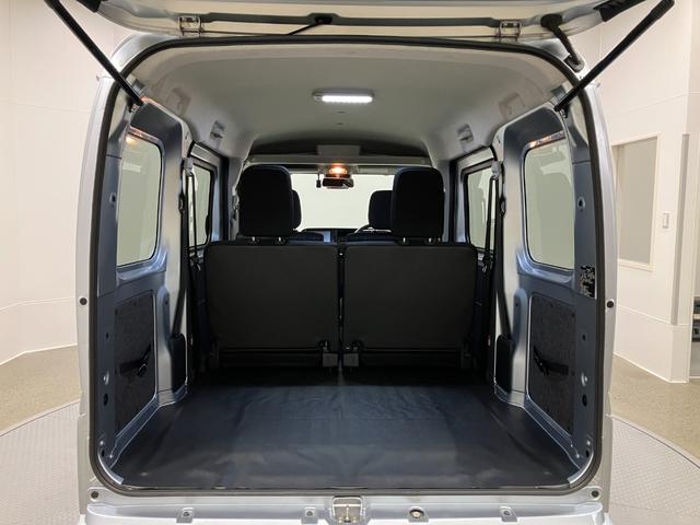 ハイゼットカーゴクルーズ 4WD CVTスマートアシスト・コーナーセンサー・3モード電子制御4WD(CVT車)・荷室長1,915mm・荷室幅1,410mm・荷室高1,250mm・ハロゲンヘッドランプ・マニュアルエアコン(山梨県)の中古車