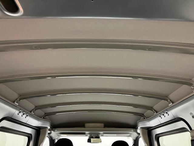 ハイゼットカーゴデラックス　４ＷＤ　ＣＶＴスマートアシスト・コーナーセンサー・３モード電子制御４ＷＤ（ＣＶＴ車）・荷室長１，９１５ｍｍ・荷室幅１，４１０ｍｍ・荷室高１，２５０ｍｍ・ハロゲンヘッドランプ・マニュアルエアコン（山梨県）の中古車