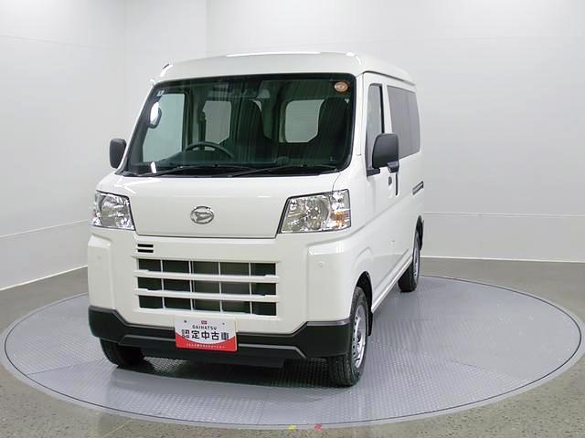 ハイゼットカーゴデラックス　４ＷＤ　ＣＶＴスマートアシスト・コーナーセンサー・３モード電子制御４ＷＤ（ＣＶＴ車）・荷室長１，９１５ｍｍ・荷室幅１，４１０ｍｍ・荷室高１，２５０ｍｍ・ハロゲンヘッドランプ・マニュアルエアコン（山梨県）の中古車