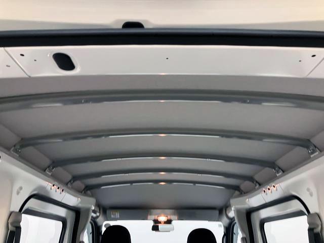 ハイゼットカーゴスペシャル 4WD CVT AM/FMラジオデッキスマートアシスト・コーナーセンサー・3モード電子制御4WD(CVT車)・荷室長1,915mm・荷室幅1,410mm・荷室高1,250mm・ハロゲンヘッドランプ・マニュアルエアコン(山梨県)の中古車