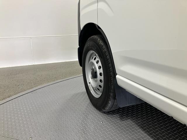 ハイゼットカーゴスペシャル 4WD CVT AM/FMラジオデッキスマートアシスト・コーナーセンサー・3モード電子制御4WD(CVT車)・荷室長1,915mm・荷室幅1,410mm・荷室高1,250mm・ハロゲンヘッドランプ・マニュアルエアコン(山梨県)の中古車