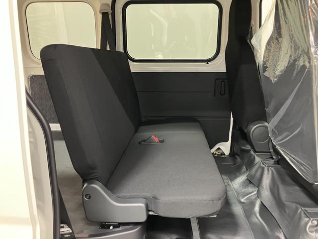 ハイゼットカーゴデラックス　４ＷＤ　ＣＶＴ　ＡＭ／ＦＭラジオデッキスマートアシスト・コーナーセンサー・３モード電子制御４ＷＤ（ＣＶＴ車）・荷室長１，９１５ｍｍ・荷室幅１，４１０ｍｍ・荷室高１，２５０ｍｍ・ハロゲンヘッドランプ・マニュアルエアコン（山梨県）の中古車