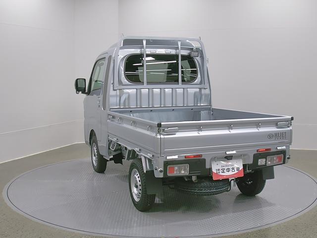 ハイゼットトラックジャンボエクストラ オーディオレス 4WD CVTスマートアシスト・コーナーセンサー・切り替え式4WD(CVT車)・LEDヘッドランプ・LEDフォグランプ・LED大型作業灯・プッシュエンジンスタート(山梨県)の中古車