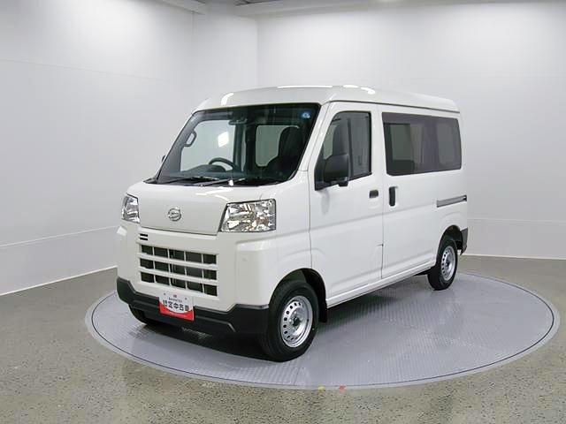 ハイゼットカーゴデラックス 4WD CVTスマートアシスト・コーナーセンサー・3モード電子制御4WD(CVT車)・荷室長1,915mm・荷室幅1,410mm・荷室高1,250mm・ハロゲンヘッドランプ・マニュアルエアコン(山梨県)の中古車