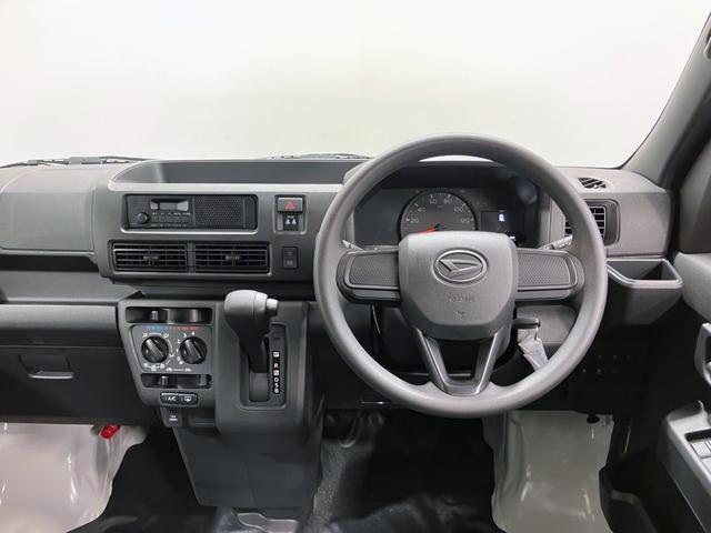 ハイゼットカーゴデラックス 4WD CVTスマートアシスト・コーナーセンサー・3モード電子制御4WD(CVT車)・荷室長1,915mm・荷室幅1,410mm・荷室高1,250mm・ハロゲンヘッドランプ・マニュアルエアコン(山梨県)の中古車