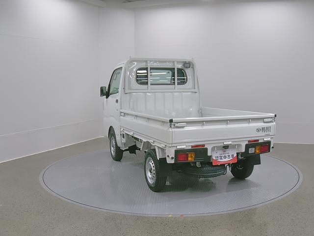 ハイゼットトラックスタンダード 農用スペシャル 4WD CVTスマートアシスト・コーナーセンサー・切り替え式4WD(CVT車)・スーパーデフロック・ハロゲンヘッドランプ・マニュアルエアコン・リア4枚リーフスプリング(山梨県)の中古車