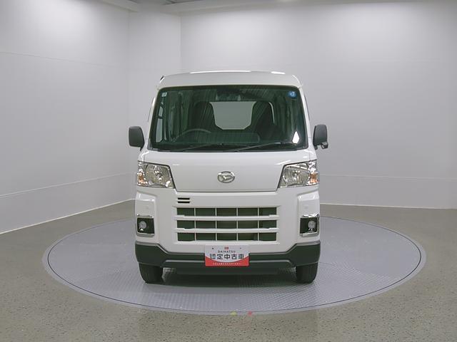 ハイゼットカーゴＤＸ　４ＷＤ　ＣＶＴ　整備付き　１年保証スマートアシスト・コーナーセンサー・３モード電子制御４ＷＤ（ＣＶＴ車）・荷室長１，９１５ｍｍ・荷室幅１，４１０ｍｍ・荷室高１，２５０ｍｍ・マニュアルエアコン（山梨県）の中古車