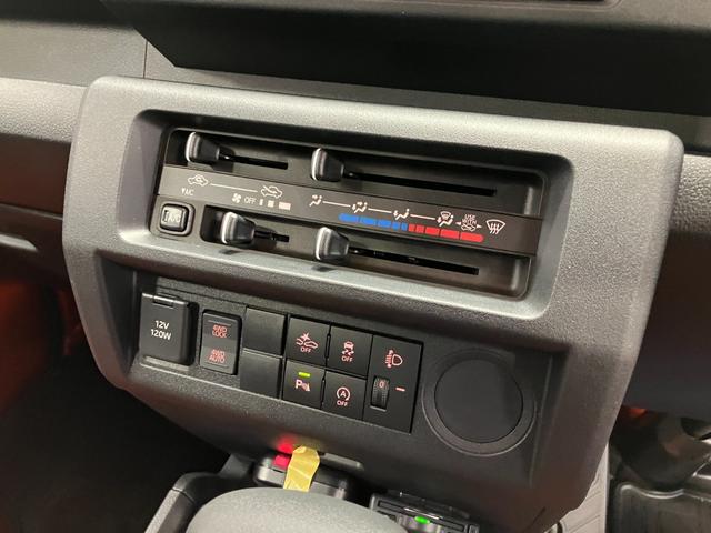 ハイゼットトラックハイルーフ　４ＷＤ　ＣＶＴ　整備付き　１年保証ナビ　スマートインナーミラー　運転席エアバック　パートタイム４ＷＤ　ＡＢＳ　エアコンパワステ　ナビ　メンテナンスノート　パワステ　ＥＴＣ　１オーナー（山梨県）の中古車