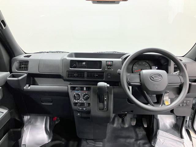 ハイゼットカーゴデラックス　４ＷＤ　ＣＶＴ　ＡＭ／ＦＭラジオデッキスマートアシスト・コーナーセンサー・３モード電子制御４ＷＤ（ＣＶＴ車）・荷室長１，９１５ｍｍ・荷室幅１，４１０ｍｍ・荷室高１，２５０ｍｍ・ハロゲンヘッドランプ・マニュアルエアコン（山梨県）の中古車