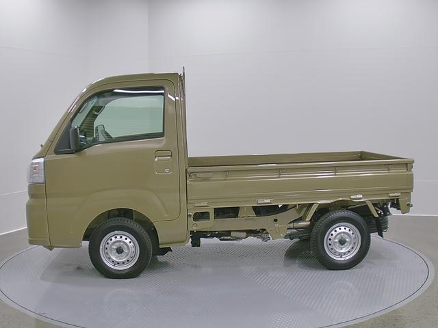 ハイゼットトラックスタンダード　４ＷＤ　ＣＶＴ　農用スペシャルスマートアシスト・コーナーセンサー・切り替え式４ＷＤ（ＣＶＴ車）・スーパーデフロック・ハロゲンヘッドランプ・マニュアルエアコン・リア４枚リーフスプリング（山梨県）の中古車