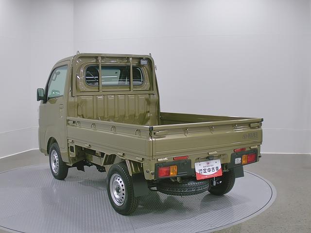 ハイゼットトラックスタンダード　４ＷＤ　ＣＶＴ　農用スペシャルスマートアシスト・コーナーセンサー・切り替え式４ＷＤ（ＣＶＴ車）・スーパーデフロック・ハロゲンヘッドランプ・マニュアルエアコン・リア４枚リーフスプリング（山梨県）の中古車