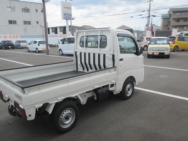 ハイゼットトラックスタンダード４ＷＤ・５ＭＴ・ラジオ・スマートアシスト付き（徳島県）の中古車
