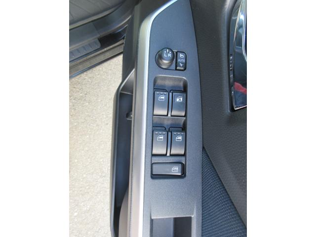 トールカスタムG ターボナビ・バックカメラ・キーフリー・両側パワースライドドア・両側シートヒーター(徳島県)の中古車