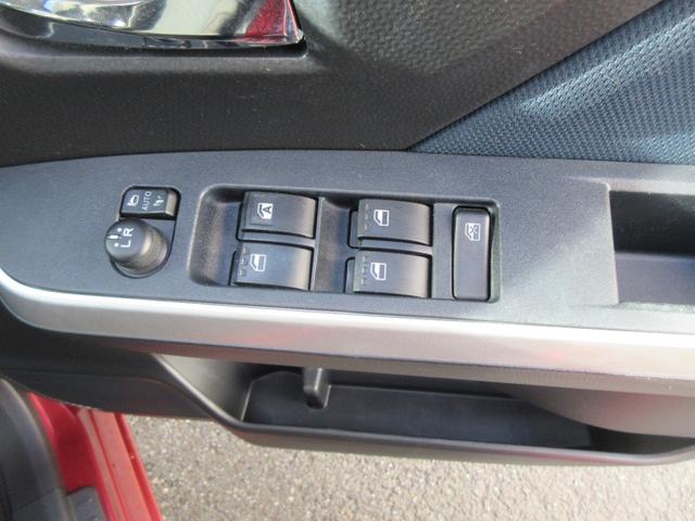 ルーミーカスタムGナビ・バックカメラ・ETC・キーフリー・車検整備付き(徳島県)の中古車