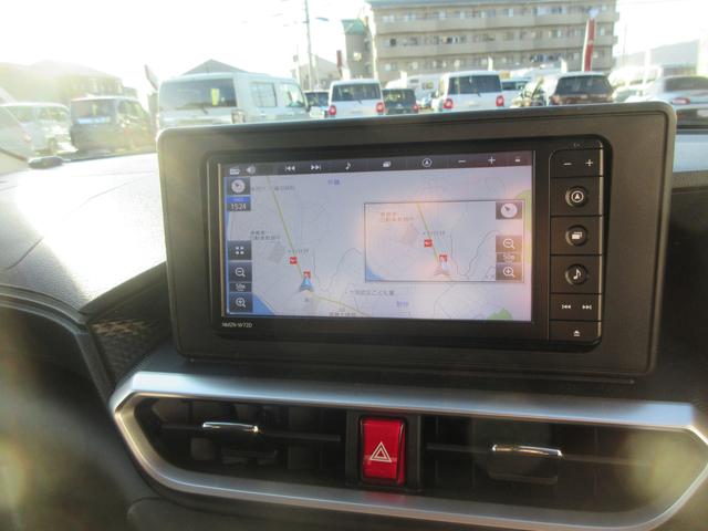 ロッキーX HEV(徳島県)の中古車