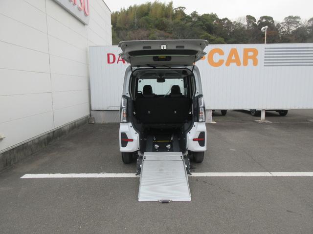 タントスローパーカスタムＲＳスローパー・リヤシート付・ディスプレイオーディオ・パノラマモニター・キーフリー・ターボエンジン（徳島県）の中古車