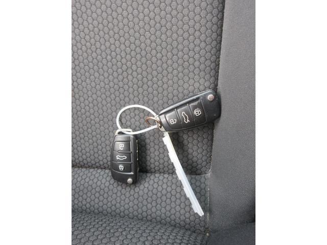 アウディ Ａ１スポーツバック１．０ＴＦＳＩ（徳島県）の中古車