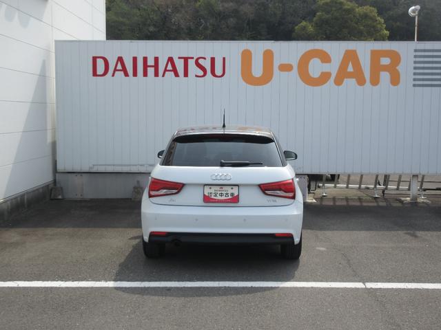 アウディ Ａ１スポーツバック１．０ＴＦＳＩ（徳島県）の中古車