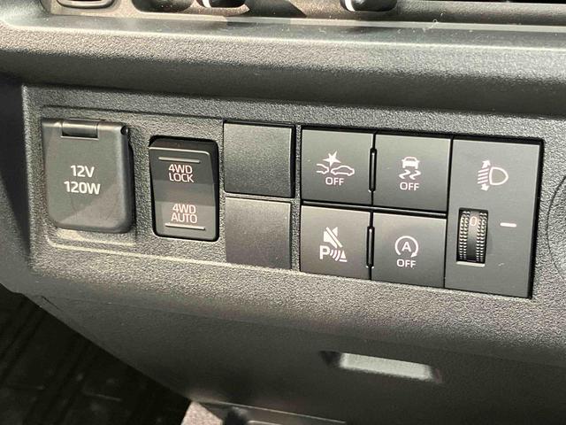 ハイゼットトラックスタンダード　４ＷＤ衝突被害軽減システム　クリアランスソナー　オートライト　オートハイビーム（高知県）の中古車