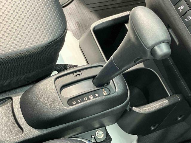 ハイゼットトラックスタンダード　４ＷＤ衝突被害軽減システム　クリアランスソナー　オートライト　オートハイビーム（高知県）の中古車