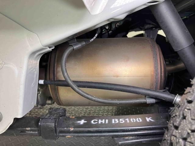 ハイゼットトラックスタンダード　４ＷＤ衝突被害軽減システム　クリアランスソナー　オートライト　オートハイビーム（高知県）の中古車