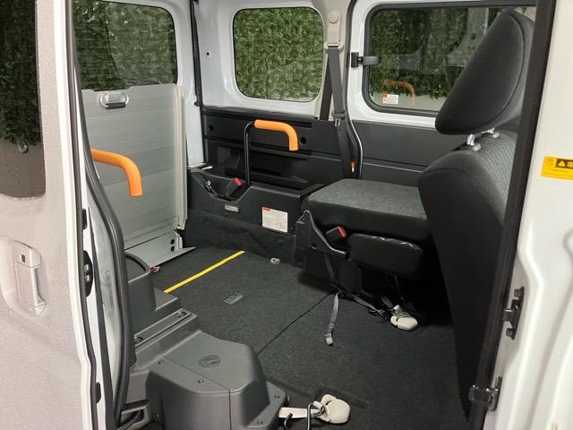 アトレーアトレースローパー福祉車両・電動ウインチ・２ＷＤ・ＣＶＴ車・衝突回避・両側電動スライドドア・プッシュボタンスタート・エコアイドル・コーナーセンサー・オートエアコン・キーフリーシステム・パワーウィンドウ（佐賀県）の中古車
