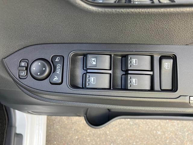 タントカスタムＸ両側電動スライドドア・プッシュボタンスタート・ステアリングスイッチ・オートエアコン・キーフリーシステム・シートヒーター・全周囲カメラ対応・アルミホイール・パワーウィンドウ（佐賀県）の中古車