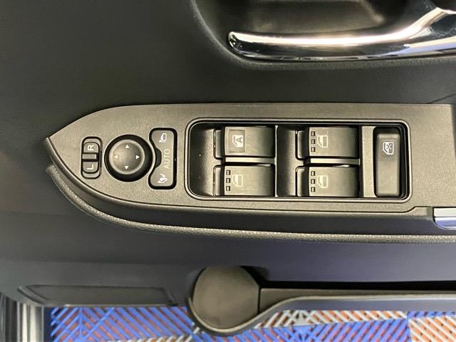 タントカスタムRS両側電動スライドドア・プッシュボタンスタート・ステアリングスイッチ・オートエアコン・キーフリーシステム・シートヒーター・バックカメラ対応・パワーウィンドウ(佐賀県)の中古車