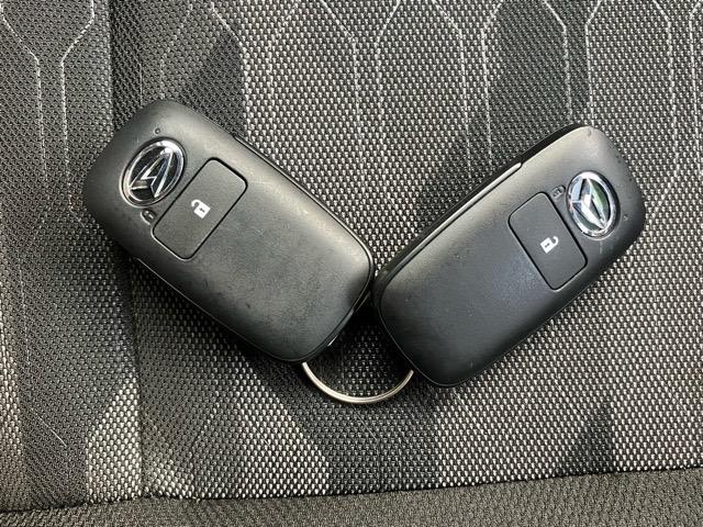 タフトG ダーククロムベンチャーコーナーセンサー・プッシュボタンスタート・ステアリングスイッチ・オートエアコン・キーフリーシステム・アルミホイール・シートヒーター・パワーウィンドウ(佐賀県)の中古車