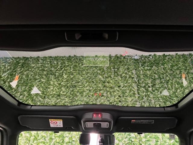 タフトG ダーククロムベンチャーコーナーセンサー・プッシュボタンスタート・ステアリングスイッチ・オートエアコン・キーフリーシステム・アルミホイール・シートヒーター・パワーウィンドウ(佐賀県)の中古車