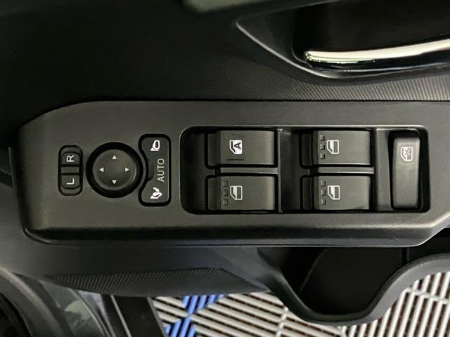 タフトG ダーククロムベンチャーコーナーセンサー・プッシュボタンスタート・ステアリングスイッチ・オートエアコン・キーフリーシステム・アルミホイール・シートヒーター・パワーウィンドウ(佐賀県)の中古車