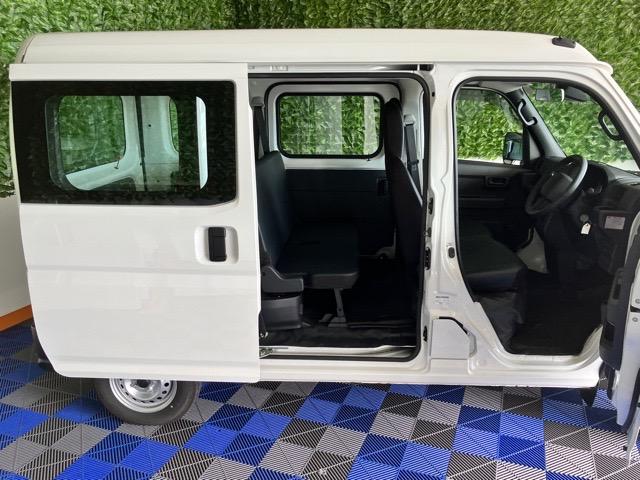ハイゼットカーゴスペシャル2WD・CVT車・衝突回避・AM/FMラジオ・両側スライドドア・エコアイドル・コーナーセンサー・エアコン(佐賀県)の中古車