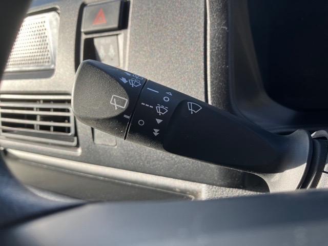 ハイゼットカーゴＤＸ２ＷＤ・ＣＶＴ車・衝突回避・ＡＭ／ＦＭラジオ・両側スライドドア・エコアイドル・コーナーセンサー・エアコン（佐賀県）の中古車