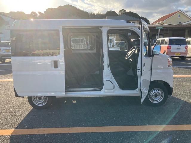 ハイゼットカーゴＤＸ２ＷＤ・ＣＶＴ車・衝突回避・ＡＭ／ＦＭラジオ・両側スライドドア・エコアイドル・コーナーセンサー・エアコン（佐賀県）の中古車