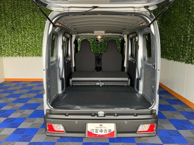 ハイゼットカーゴＤＸ２ＷＤ・ＣＶＴ車・衝突回避・ＡＭ／ＦＭラジオ・両側スライドドア・エコアイドル・コーナーセンサー・エアコン・パワーウィンドウ（佐賀県）の中古車