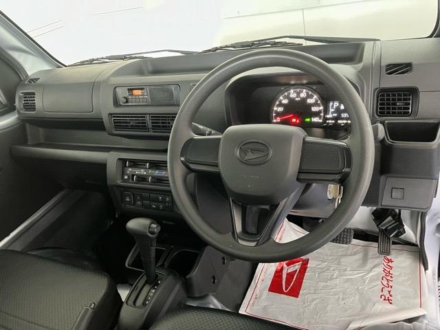 ハイゼットトラックスタンダード４ＷＤ・ＣＶＴ車・コーナーセンサー・エコアイドル・ラジオ・エアコン（佐賀県）の中古車